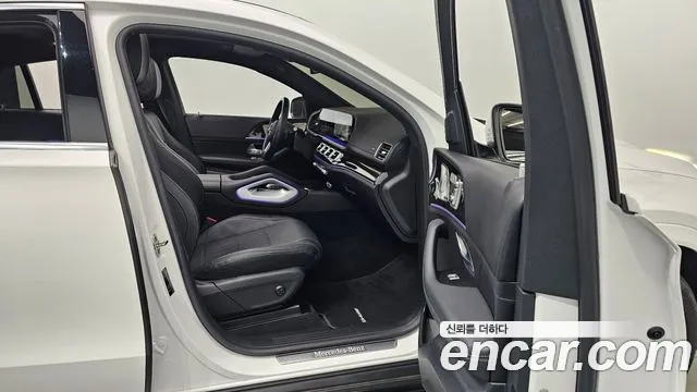Mercedes-Benz GLE-Class 2023 — фото 11