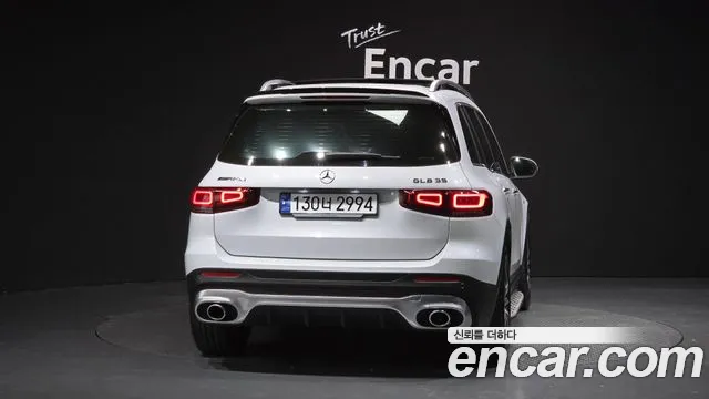 Mercedes-Benz GLB-Class 2023 — фото 4