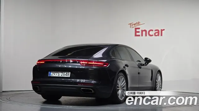 Porsche Panamera 2018 — фото 2