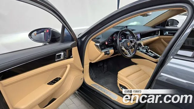 Porsche Panamera 2018 — фото 10