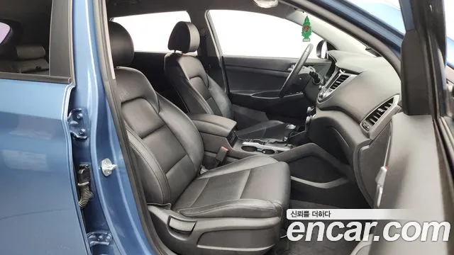Hyundai Tucson 2017 — фото 11