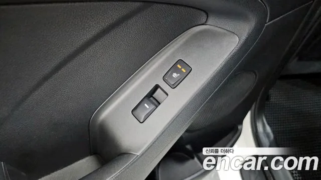 Kia K3 2014 — фото 18