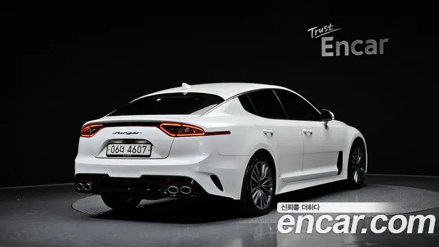 Kia Stinger 2018 — фото 2