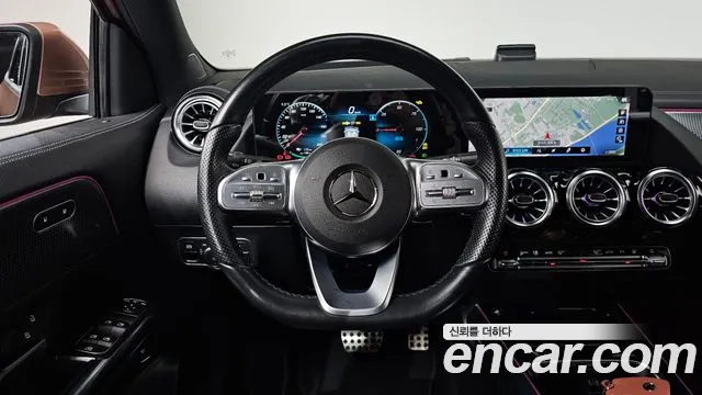 Mercedes-Benz EQA 2022 — фото 12