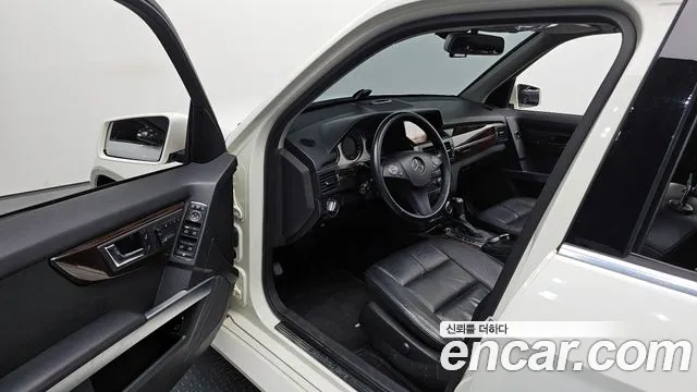 Mercedes-Benz GLK-Class 2010 — фото 11