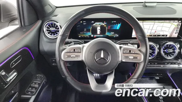 Mercedes-Benz GLB-Class 2022 — фото 13