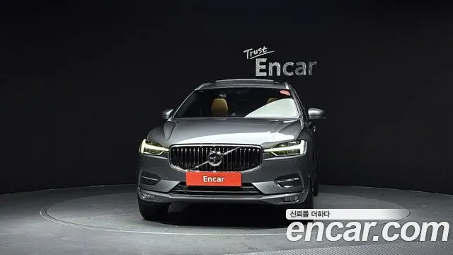 Volvo XC60 2019 — фото 3