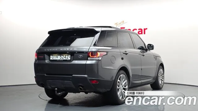 Land Rover Range Rover Sport 2016 — фото 2