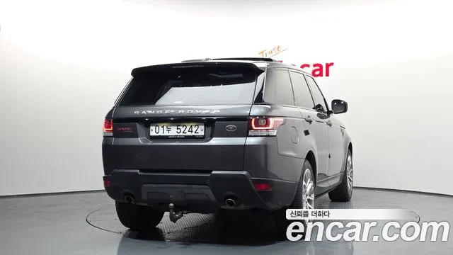 Land Rover Range Rover Sport 2016 — фото 4