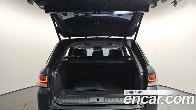 Land Rover Range Rover Sport 2016 — фото 20