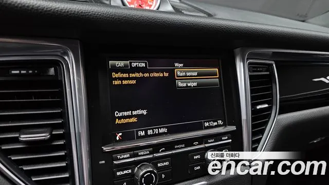 Porsche Macan 2015 — фото 16