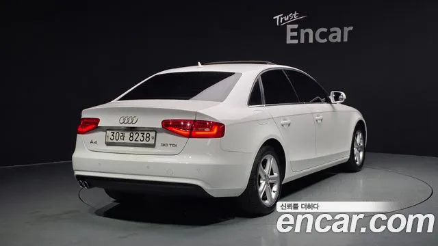 Audi A4 2015 — фото 2