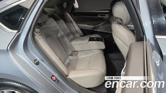 Hyundai Genesis 2015 — фото 12
