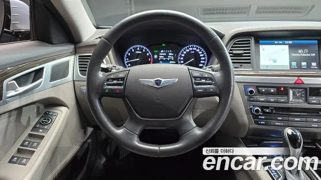 Hyundai Genesis 2015 — фото 13