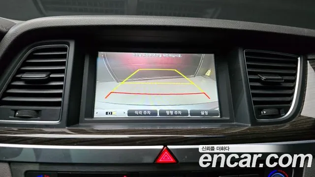 Hyundai Genesis 2015 — фото 15