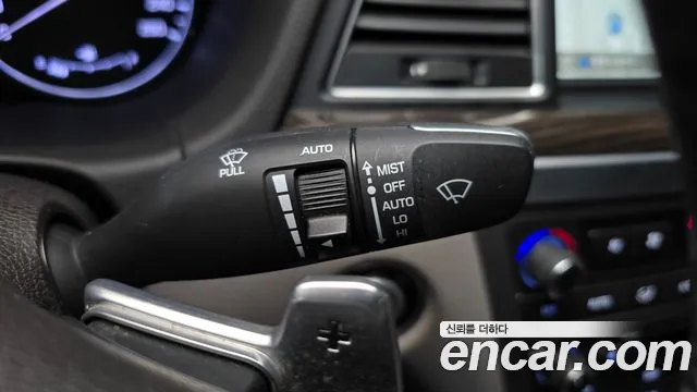 Hyundai Genesis 2015 — фото 17