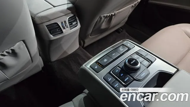 Hyundai Genesis 2015 — фото 18