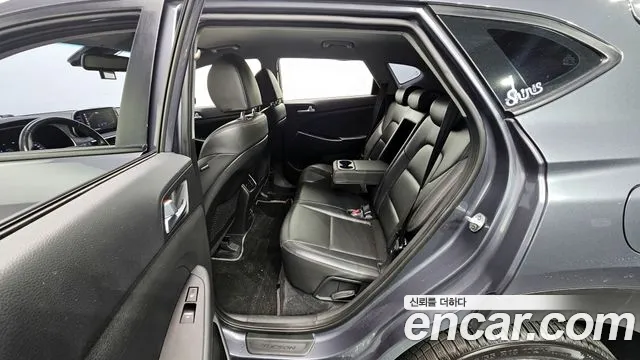 Hyundai Tucson 2019 — фото 11