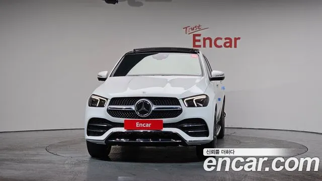 Mercedes-Benz GLE-Class 2021 — фото 2