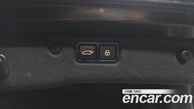 Hyundai Equus 2010 — фото 19