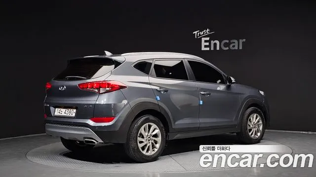 Hyundai Tucson 2017 — фото 2