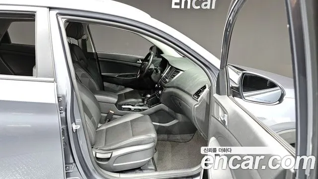 Hyundai Tucson 2017 — фото 12