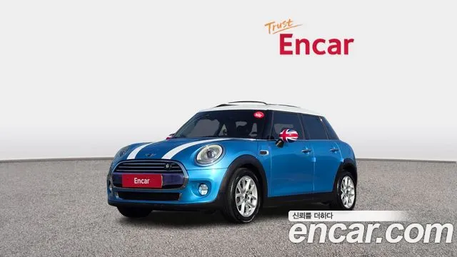 Mini Cooper 2015 — фото 1