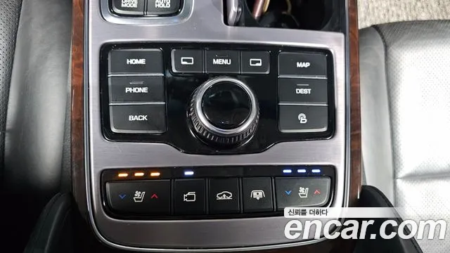 Hyundai Equus 2014 — фото 16