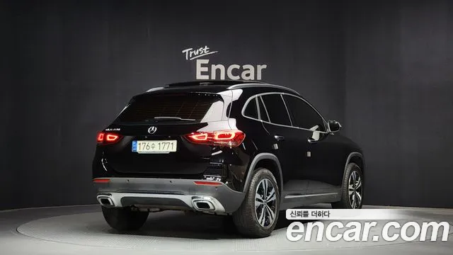 Mercedes-Benz GLA-Class 2021 — фото 2