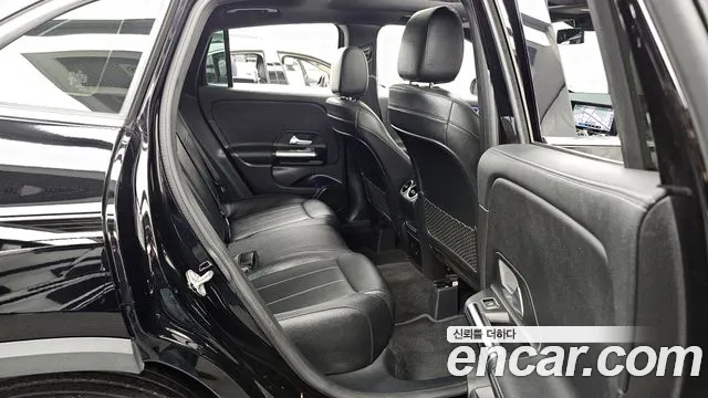 Mercedes-Benz GLA-Class 2021 — фото 12