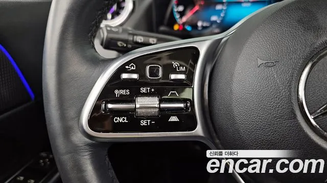 Mercedes-Benz GLA-Class 2021 — фото 19