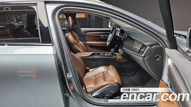 Volvo V90 2018 — фото 10