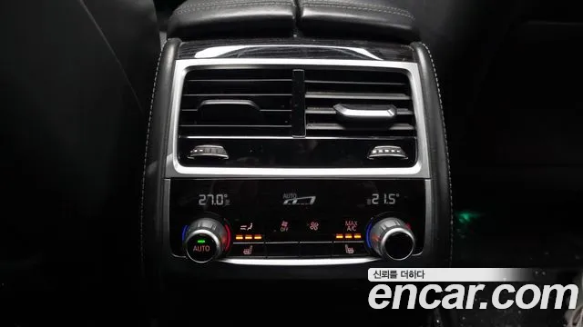 BMW 7-Series 2017 — фото 19