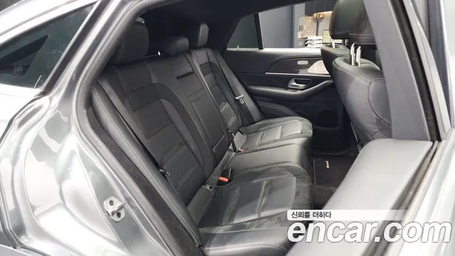 Mercedes-Benz GLE-Class 2021 — фото 12