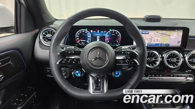 Mercedes-Benz GLB-Class 2025 — фото 13