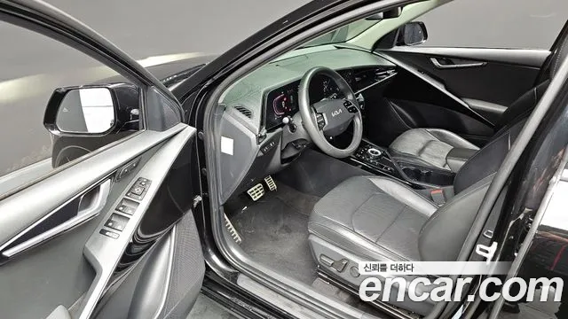 Kia Niro 2022 — фото 12