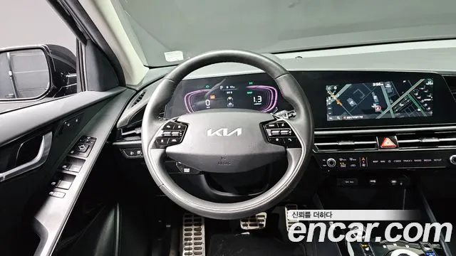 Kia Niro 2022 — фото 13