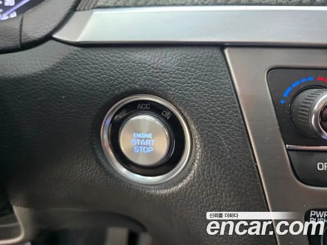Hyundai Genesis 2016 — фото 12
