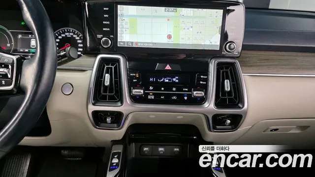 Kia Sorento 2022 — фото 17