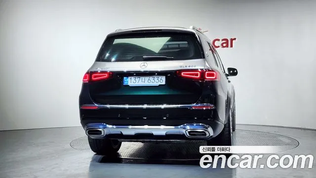 Mercedes-Benz GLS-Class 2023 — фото 4