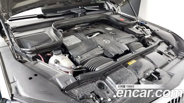 Mercedes-Benz GLS-Class 2023 — фото 6