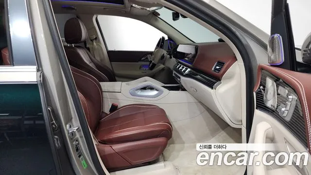 Mercedes-Benz GLS-Class 2023 — фото 11