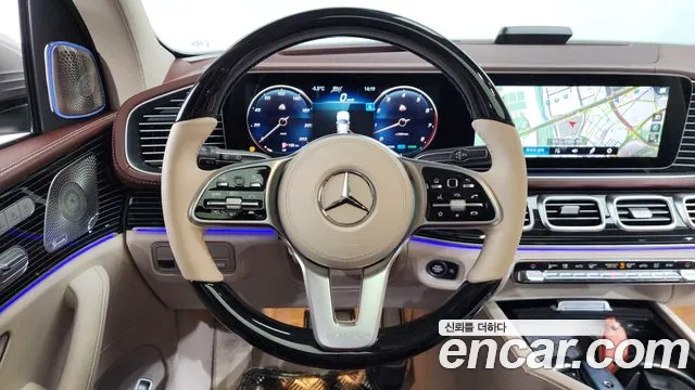 Mercedes-Benz GLS-Class 2023 — фото 13