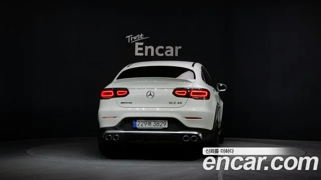 Mercedes-Benz GLC-Class 2023 — фото 4