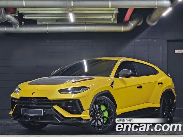 Lamborghini Urus 2024 — фото 1