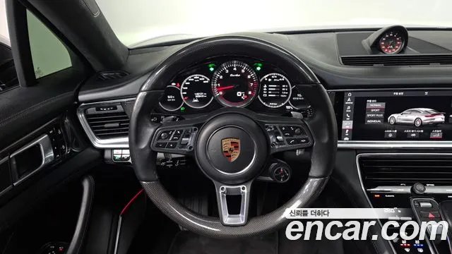 Porsche Panamera 2019 — фото 13