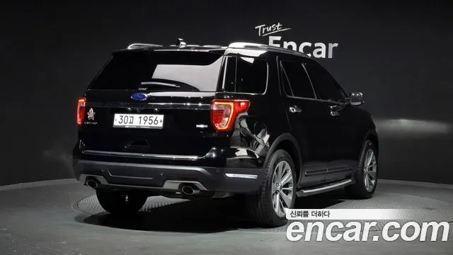 Ford Explorer 2018 — фото 2