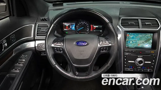 Ford Explorer 2018 — фото 13