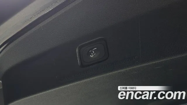 Ford Explorer 2018 — фото 20