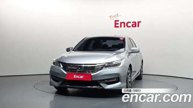 Honda Accord 2016 — фото 3
